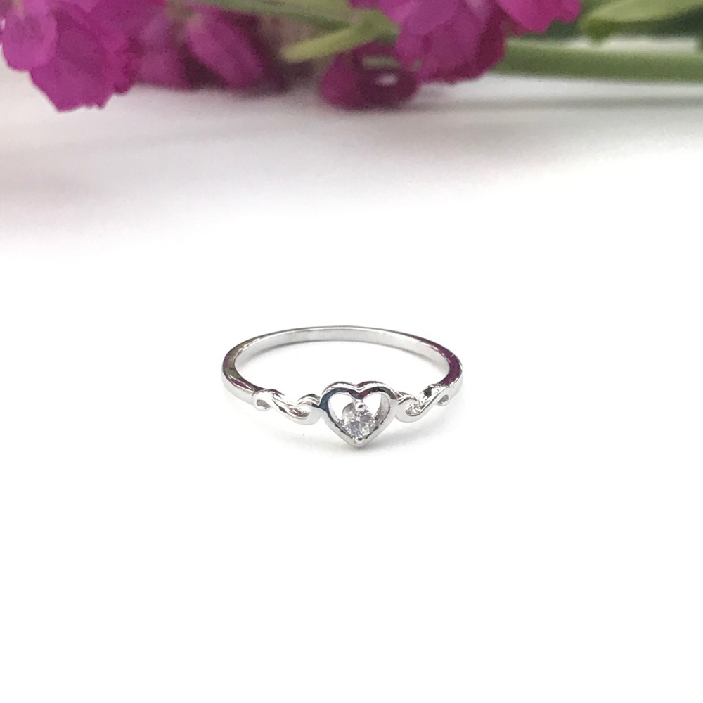 Heart Sterling Silver Ring - Picture 3 of 8